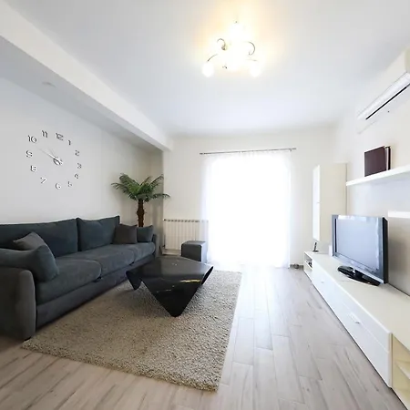 Apartment Carmen Deluxe *